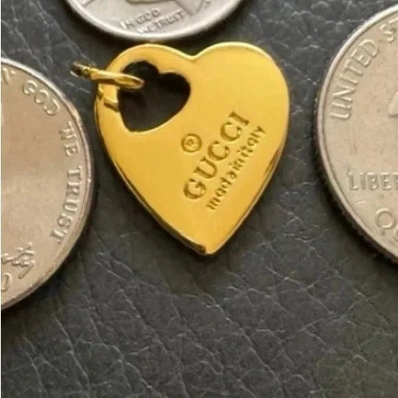 Gucci Gold Heart Charm necklace stamped. - Picture 2 of 9